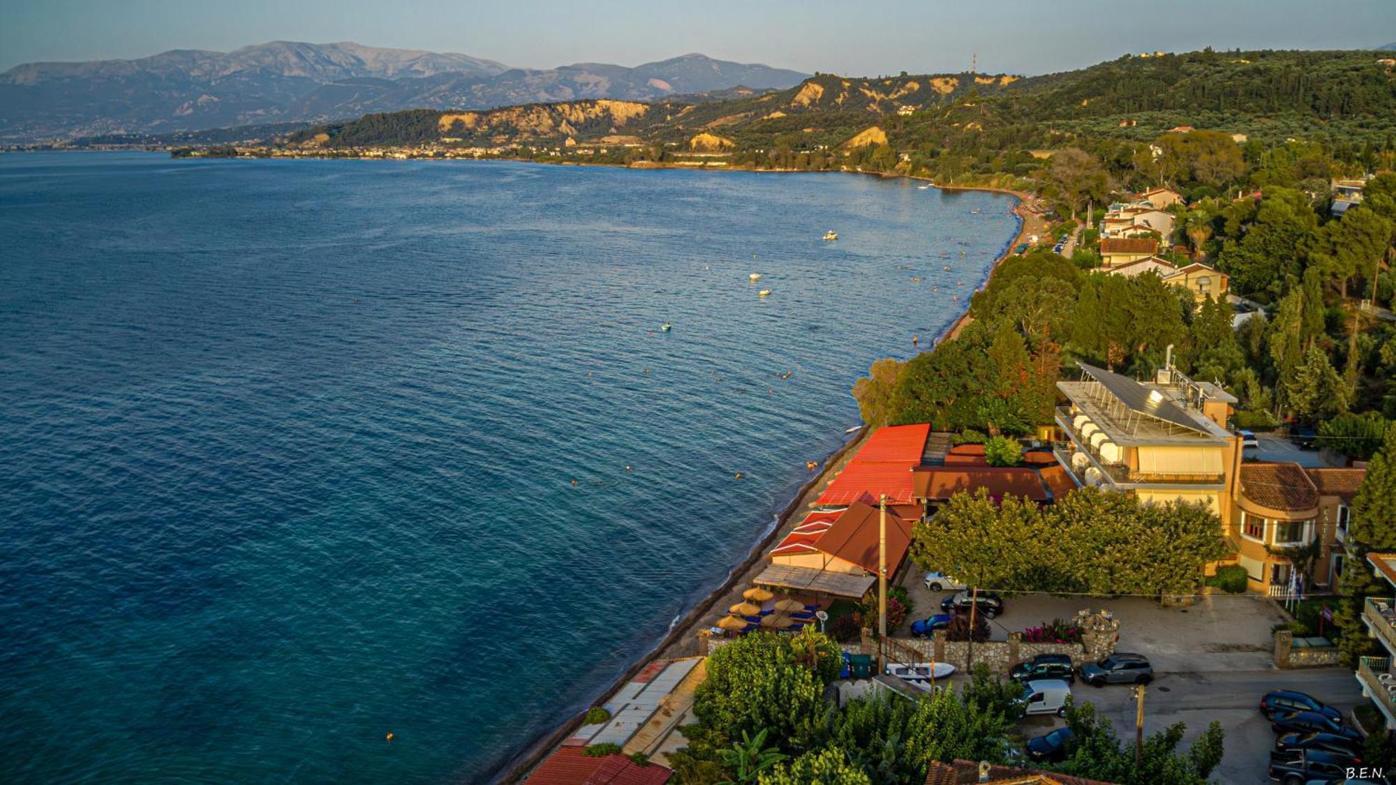 Castella Beach Alissos Extérieur photo