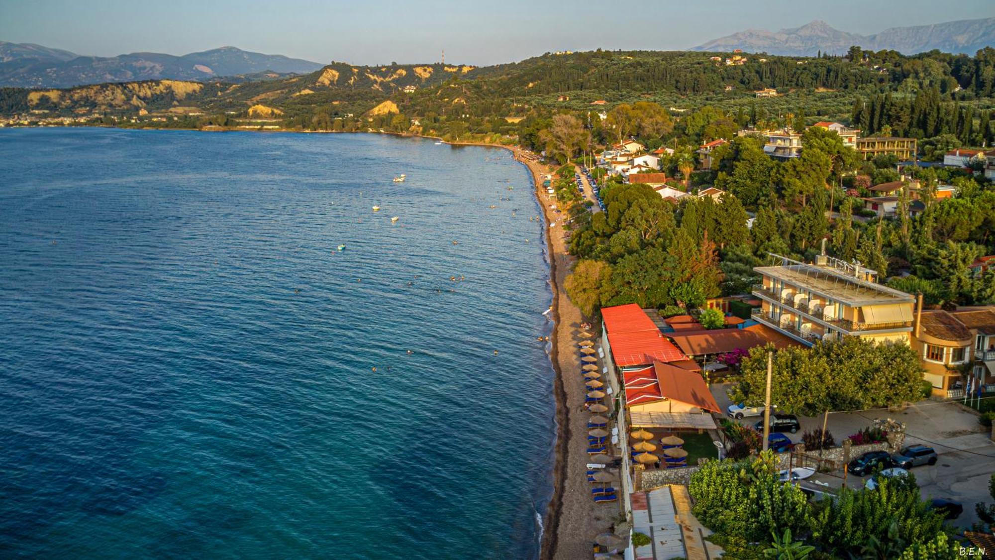 Castella Beach Alissos Extérieur photo