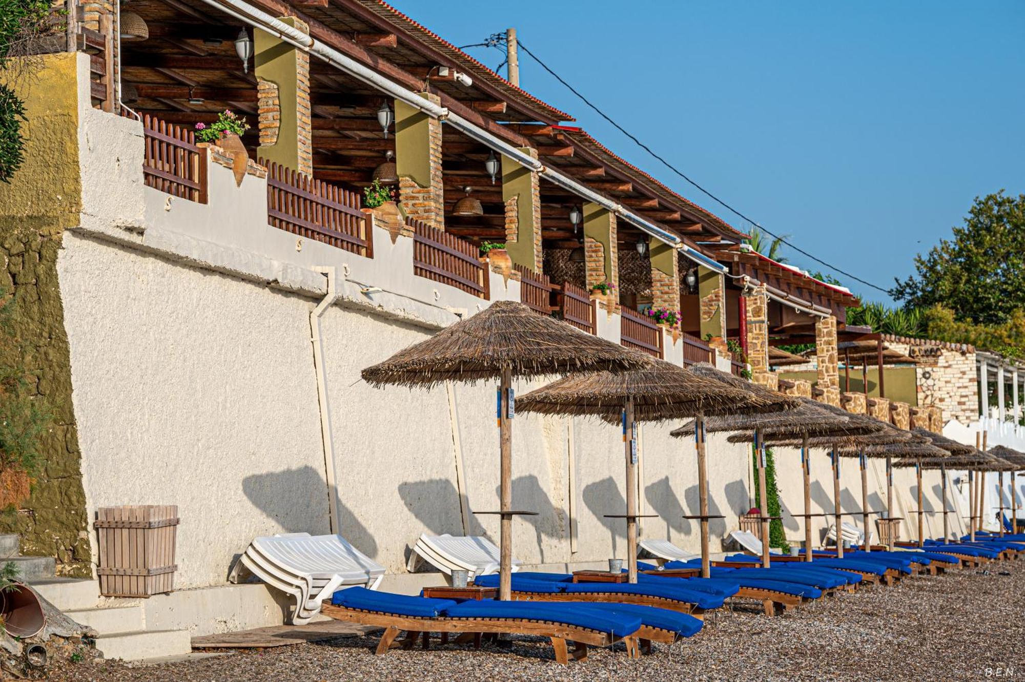 Castella Beach Alissos Extérieur photo